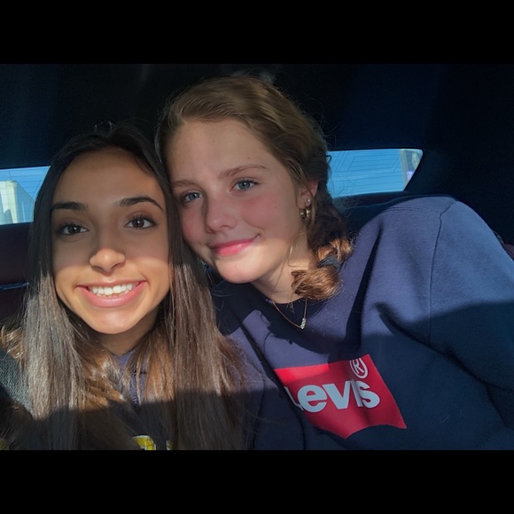 Meet your Posher, Corinne - Picture 7 of 8